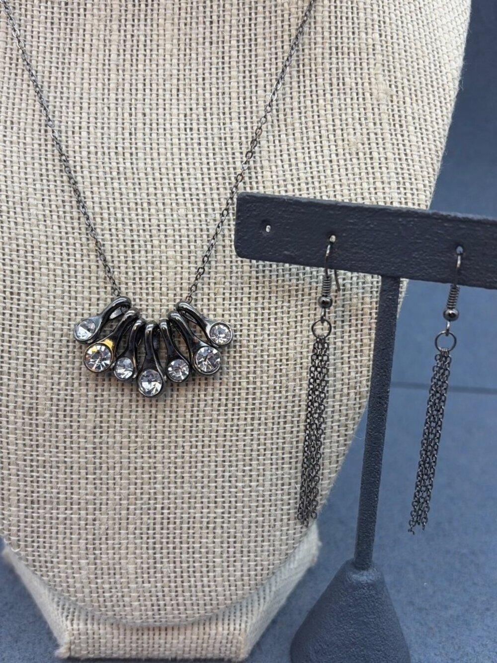 Crystal Pendant Necklace Dangle Earrings Set 17 In Silver Chain Black Rhinestone